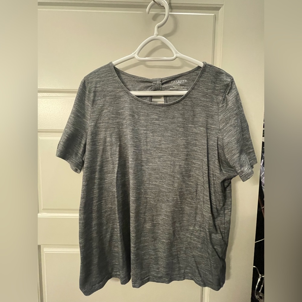 Casual tee
